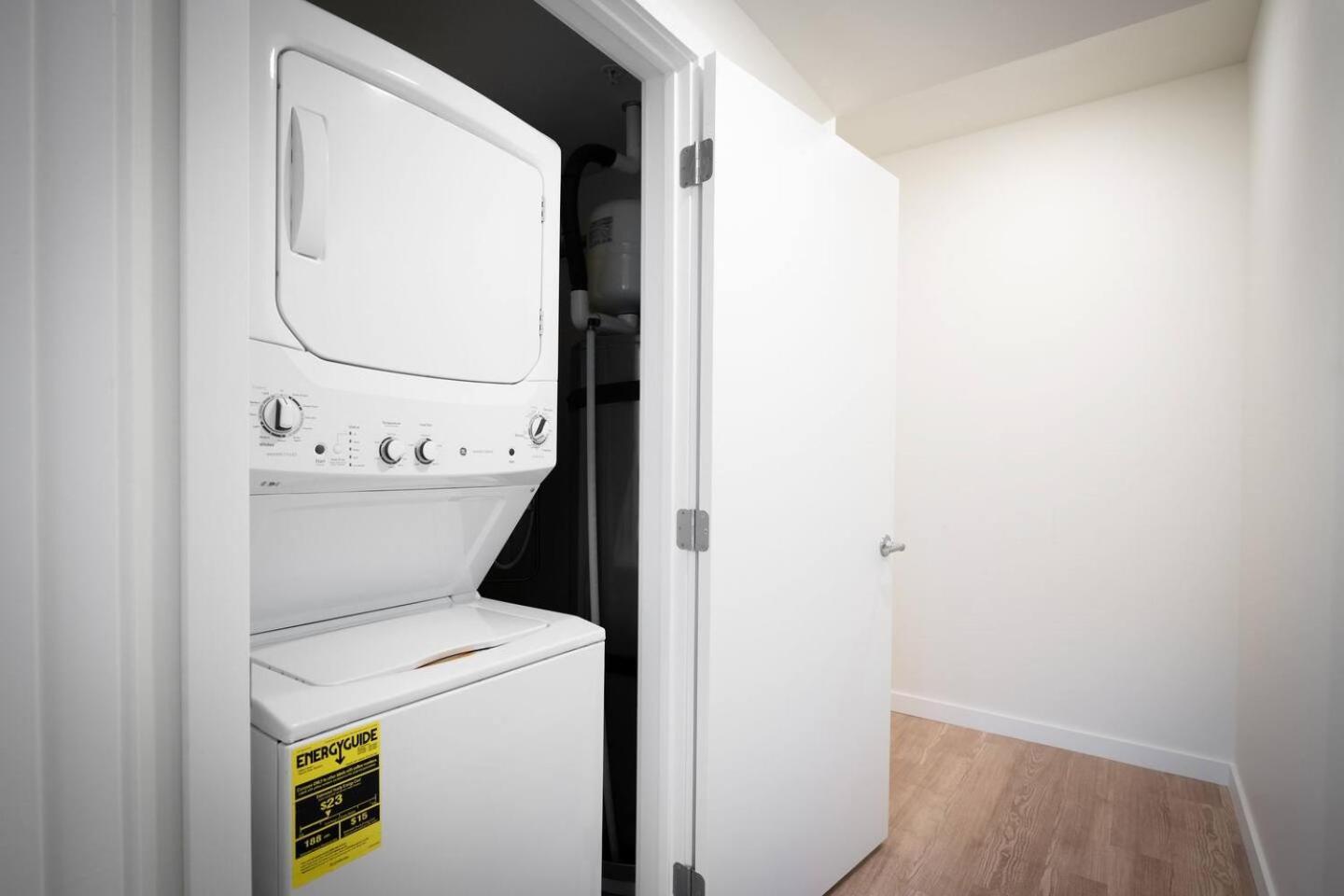 Charming 2bd2ba Near Dt-petfriendlywifi Apartment *
