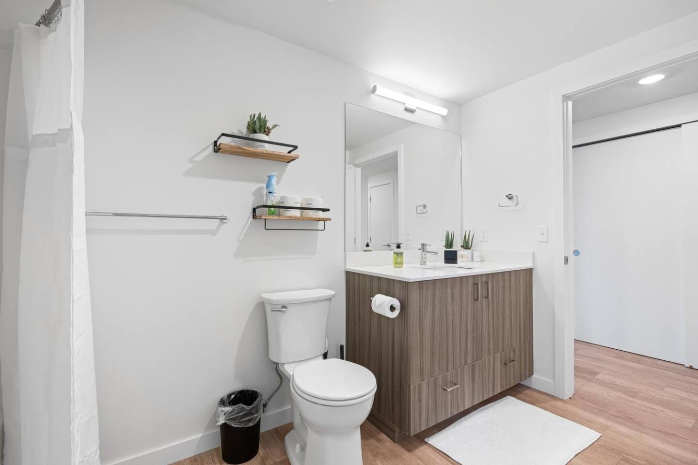 Charming 2bd2ba Near Dt-petfriendlywifi Spokane