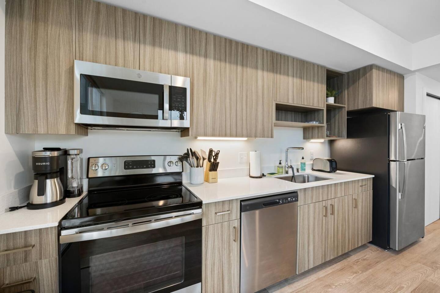 Apartment Charming 2bd2ba Near Dt-petfriendlywifi *